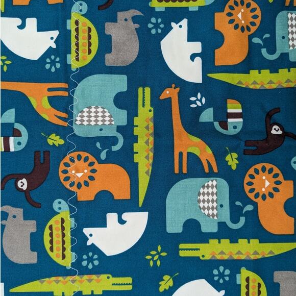 NEW BABY BLANKET Handmade Cotton & Flannel 35x40 Colorful Jungle Animals Fabric - Picture 1 of 6